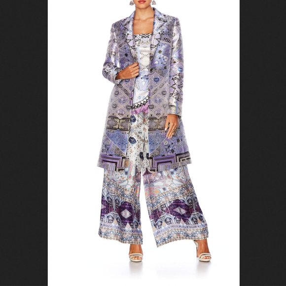 Auc NWT Camilla Tales of Tatiana Swarovski Crystal coat $1000 - Picture 13 of 17